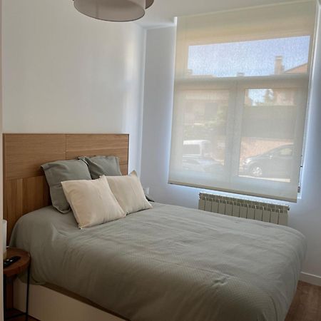 Apartamento Puerta De Burgos Vut09605 Extérieur photo