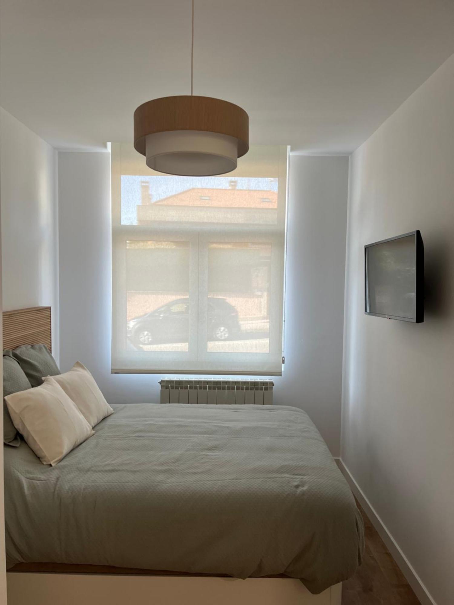 Apartamento Puerta De Burgos Vut09605 Extérieur photo