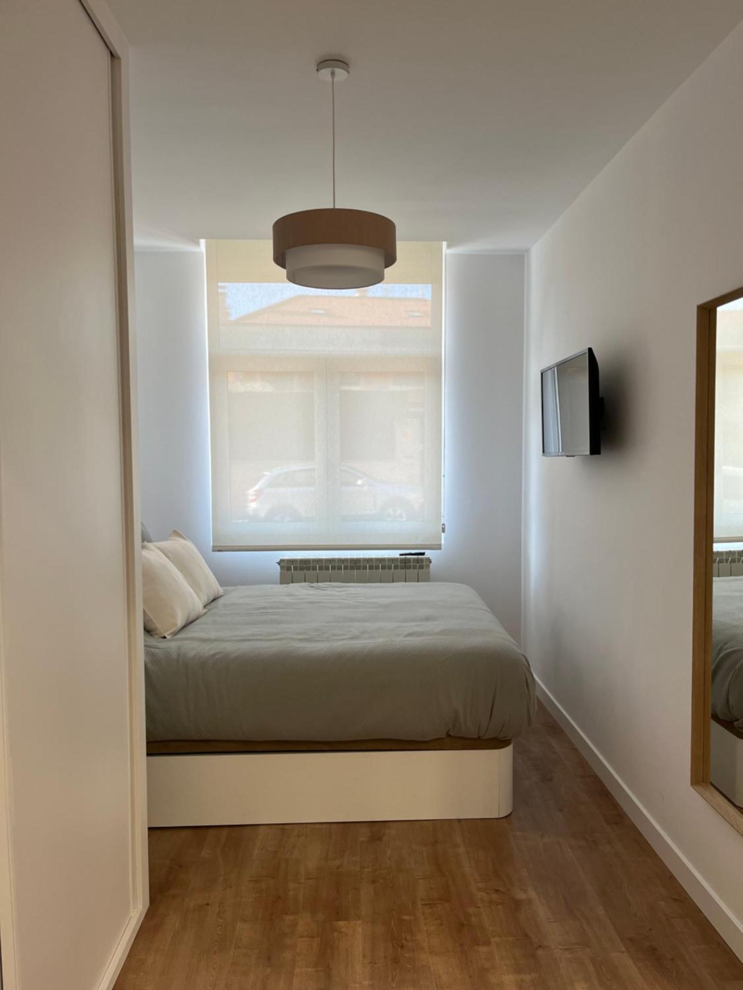 Apartamento Puerta De Burgos Vut09605 Extérieur photo